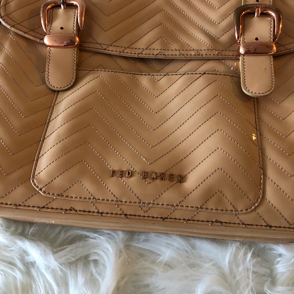 Ted Baker Patent Purse - Picture 2 of 7